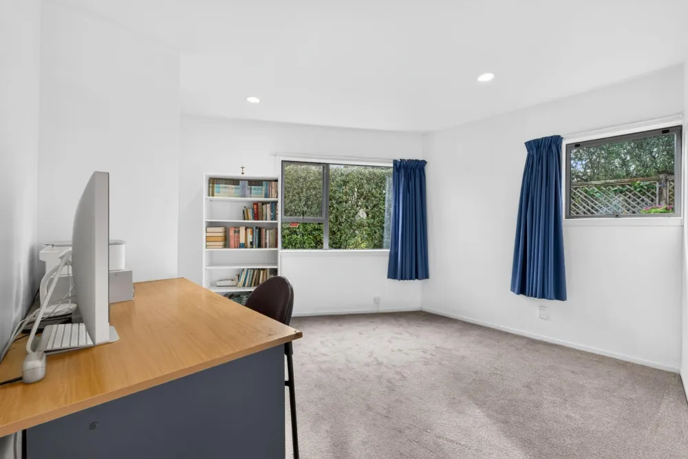 Photos of 2/51 Merani Street