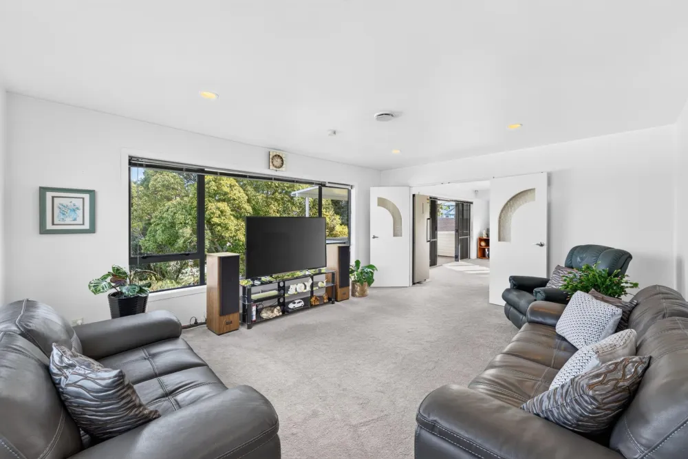 Photos of 2/51 Merani Street