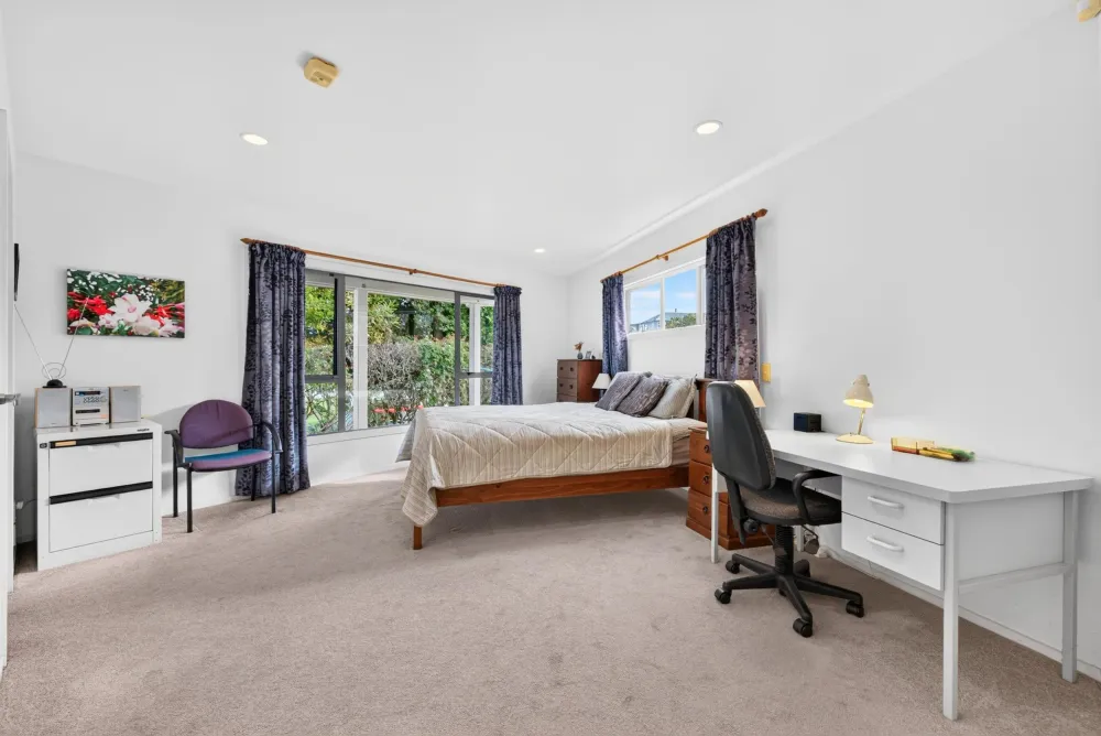 Photos of 2/51 Merani Street