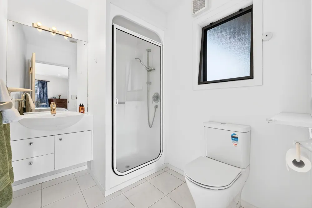 Photos of 2/51 Merani Street