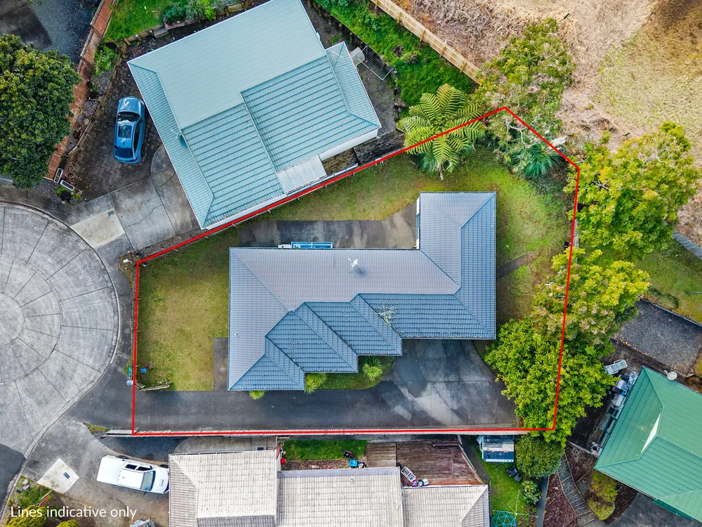 Photos of 8 Howards Way