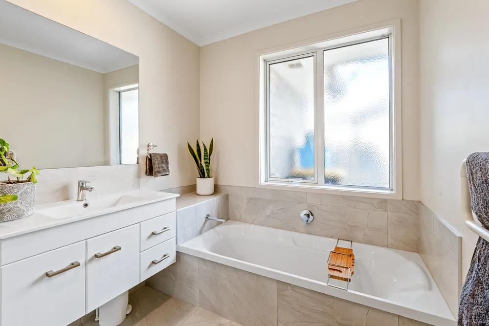 Photos of 58 Farrier Street