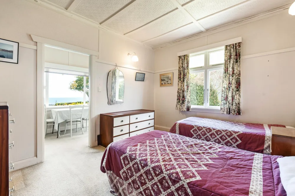 Photos of 22 Roy Terrace