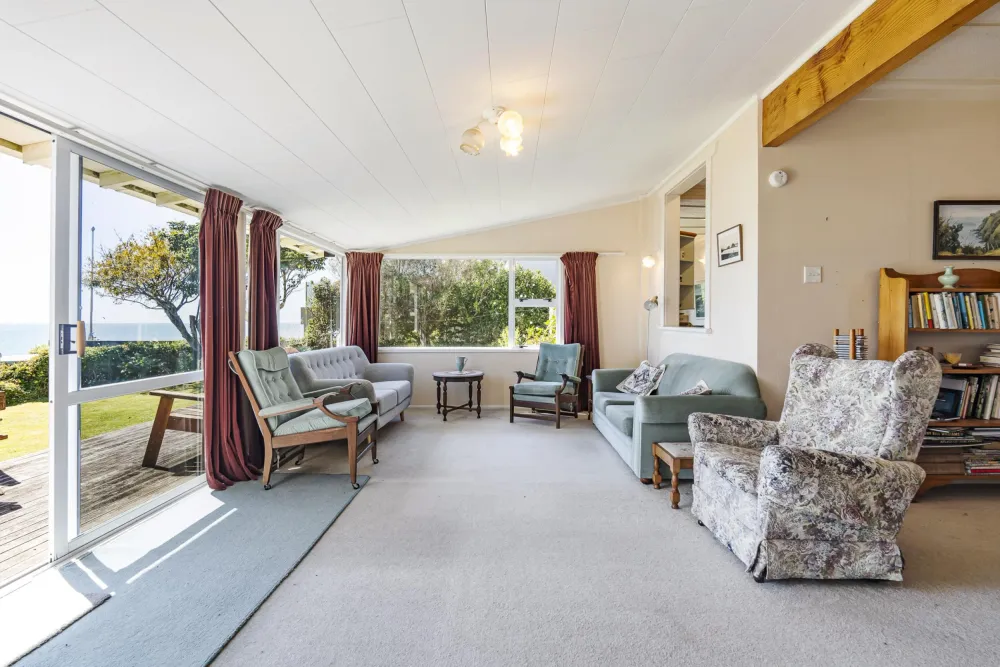 Photos of 22 Roy Terrace