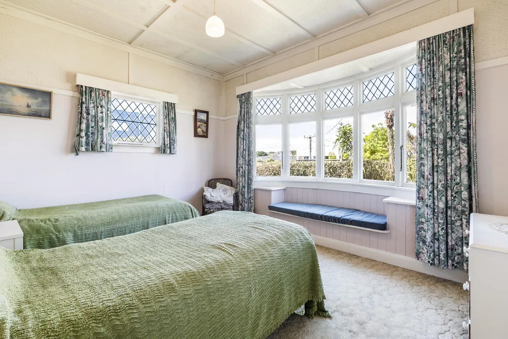 Photos of 22 Roy Terrace