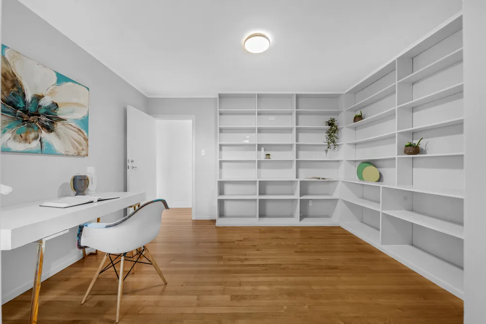 Photos of 5 Kempthorne Crescent
