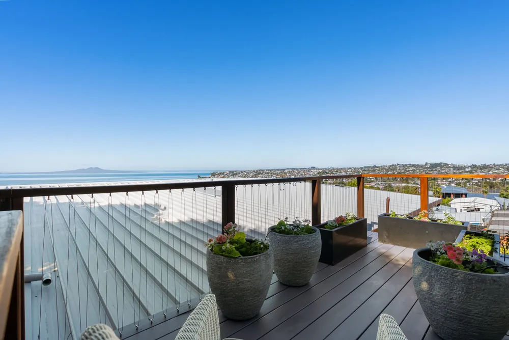 Photos of 844 Beach Road