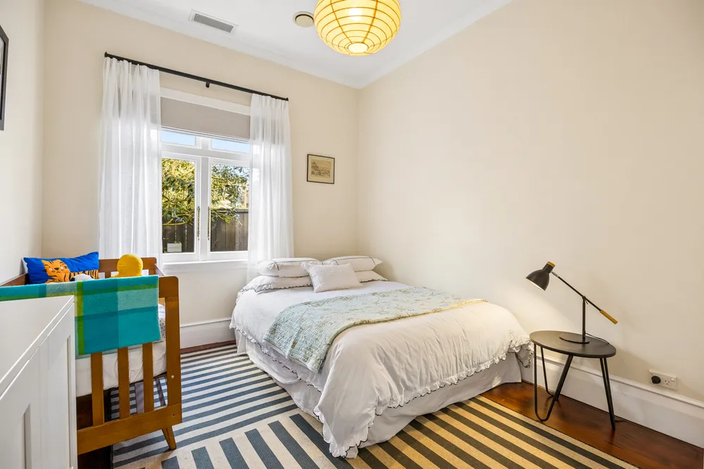 Photos of 1B Segar Avenue