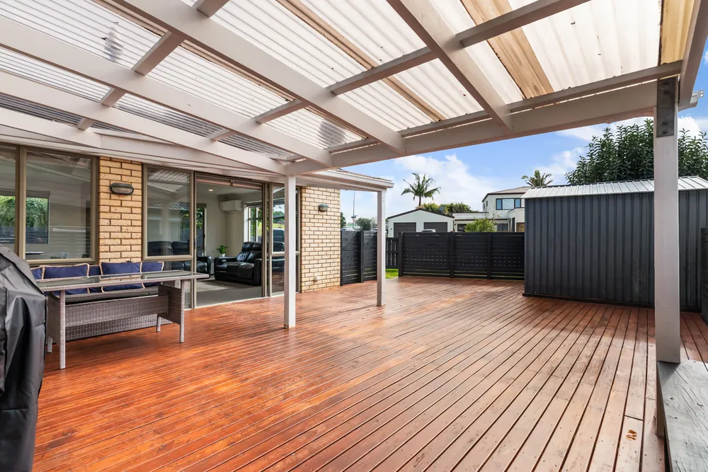 Photos of 1A Charlenne Close
