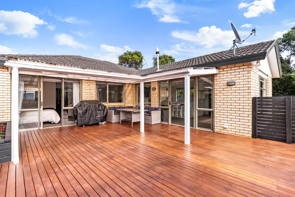 Photos of 1A Charlenne Close