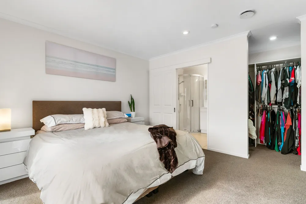 Photos of 1A Charlenne Close