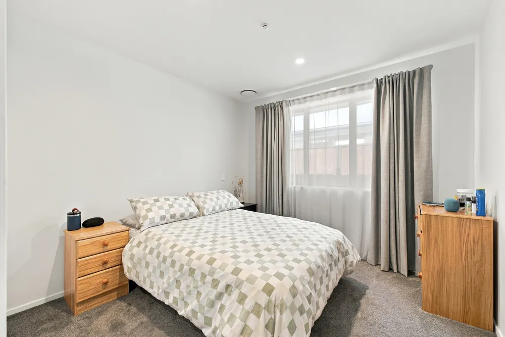 Photos of 8 Edlin Lane