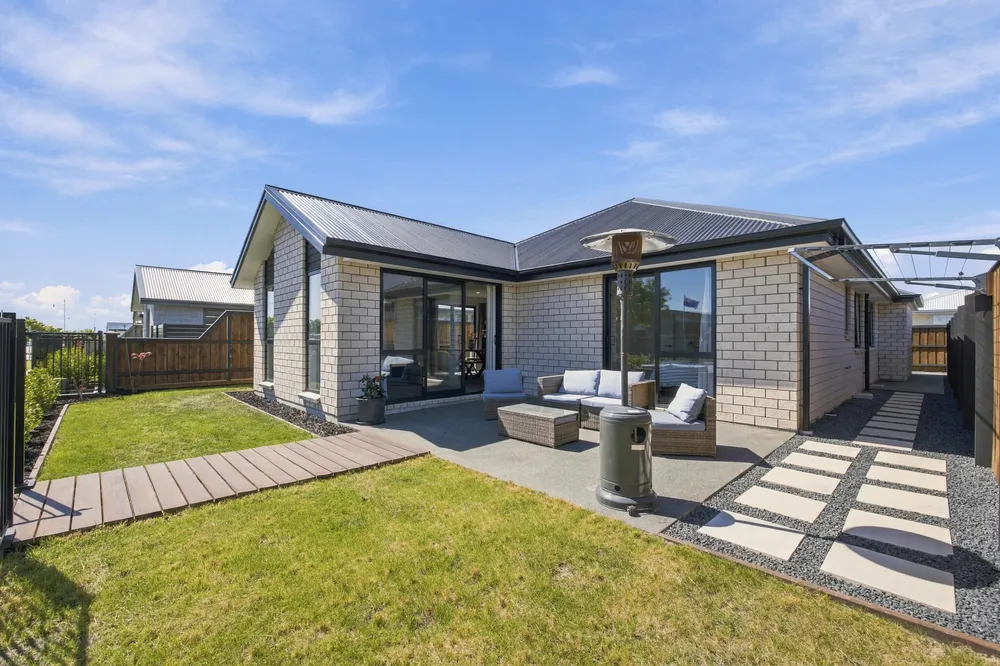 Photos of 8 Edlin Lane