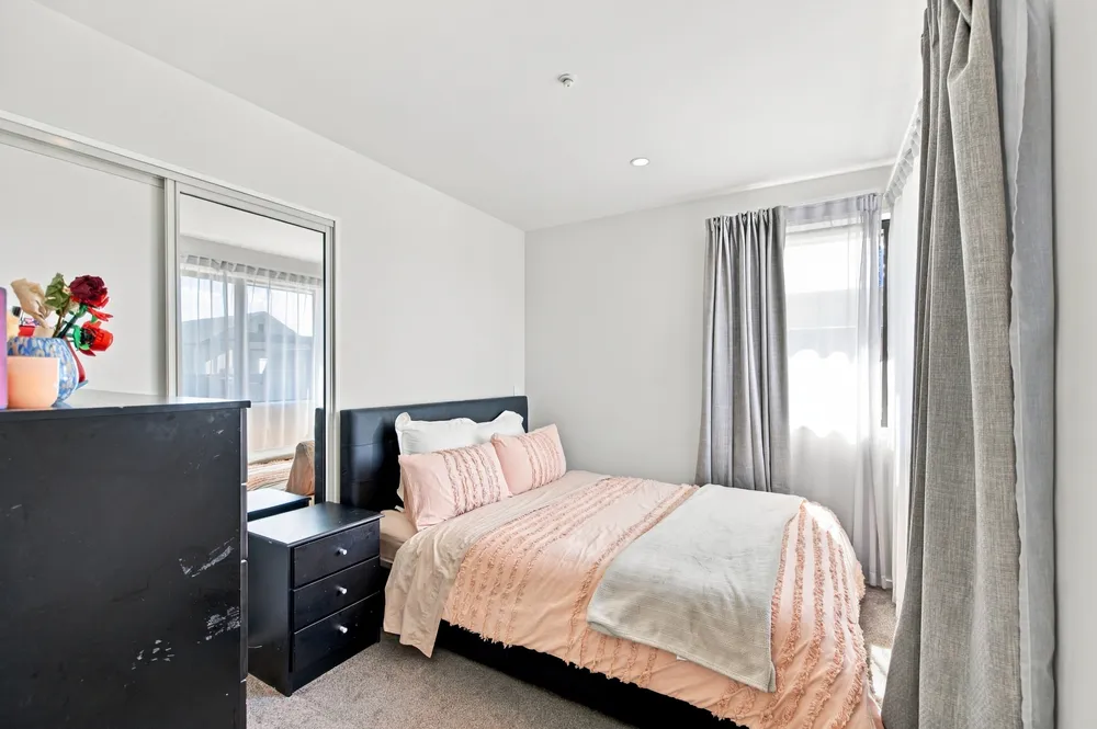 Photos of 8 Edlin Lane