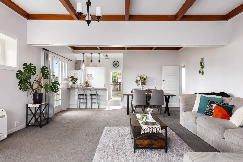 Photos of 249 Kahutia Street