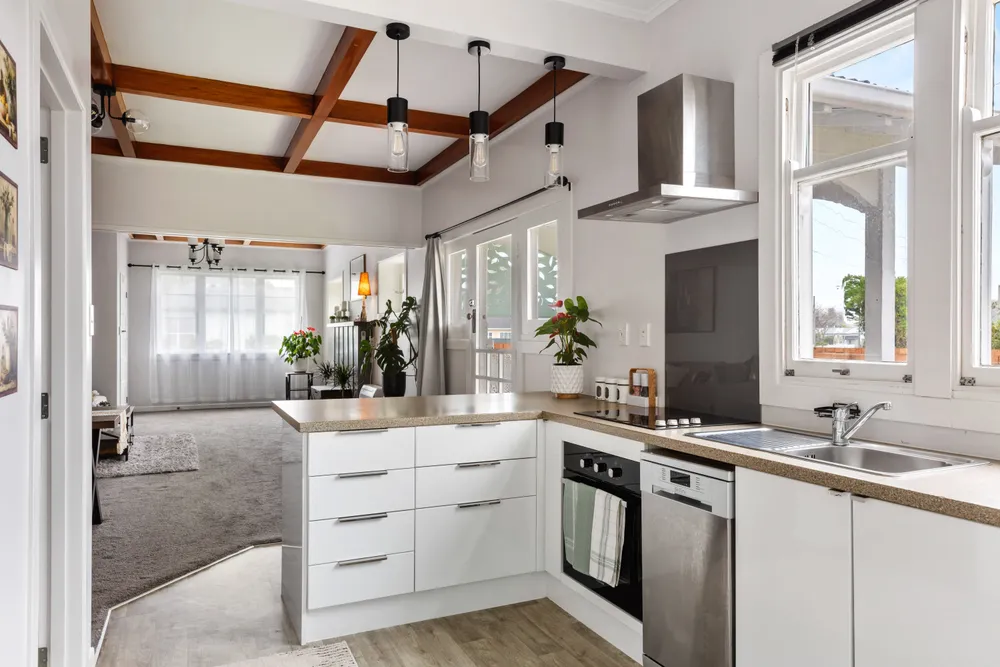 Photos of 249 Kahutia Street