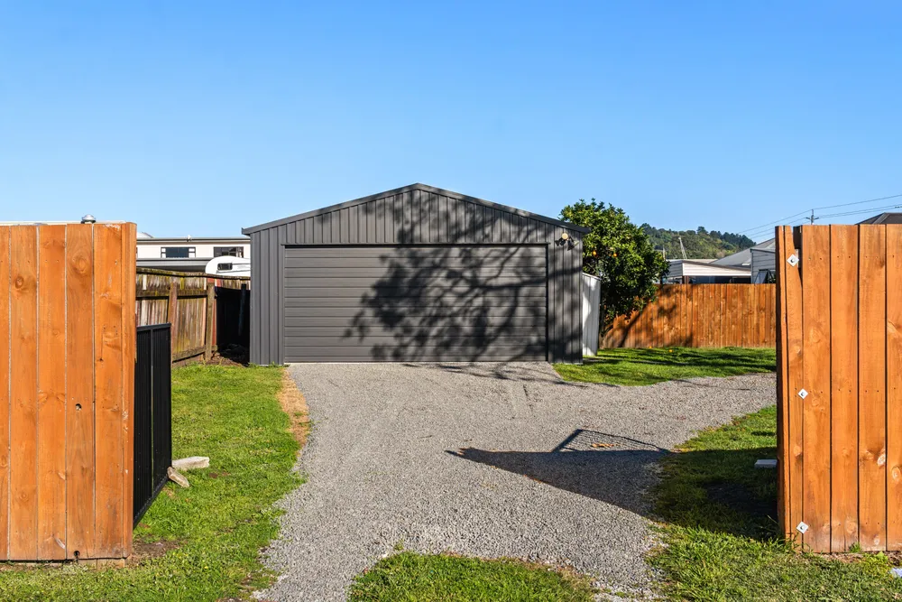 Photos of 249 Kahutia Street