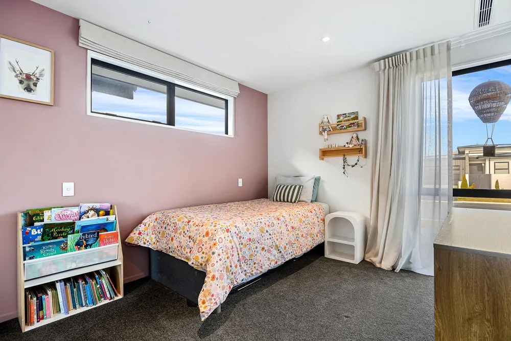 Photos of 53 Mills Road
