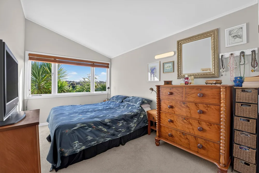 Photos of 45 Sayegh Street