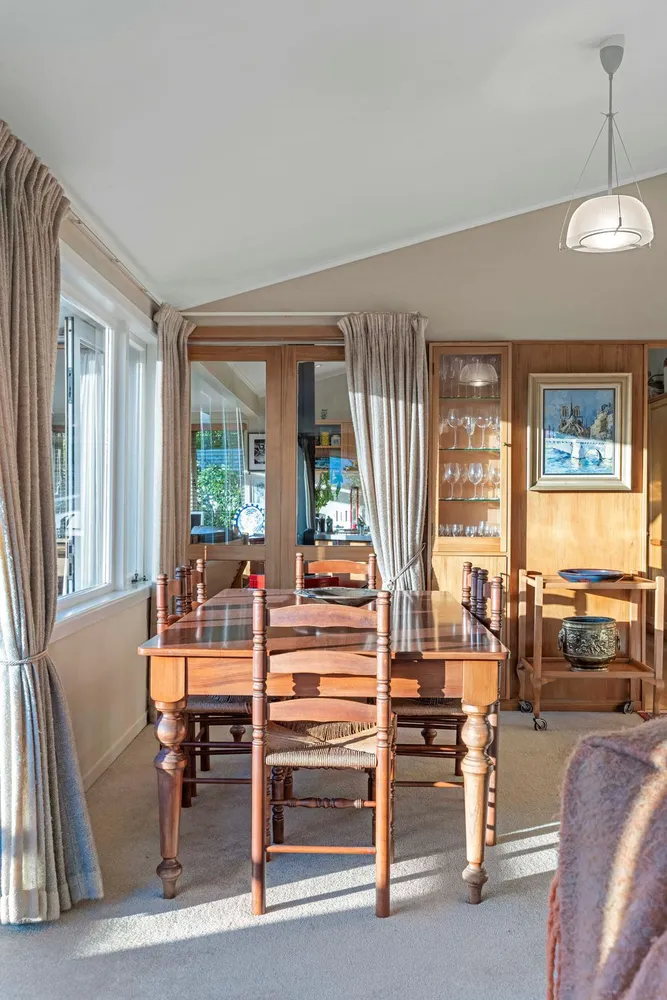 Photos of 45 Sayegh Street