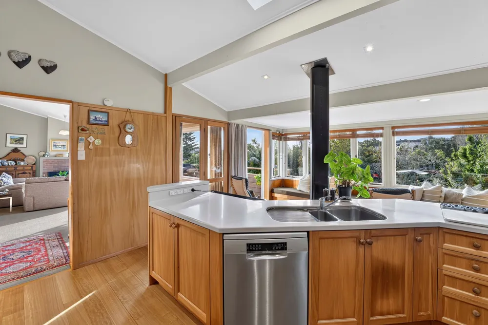 Photos of 45 Sayegh Street