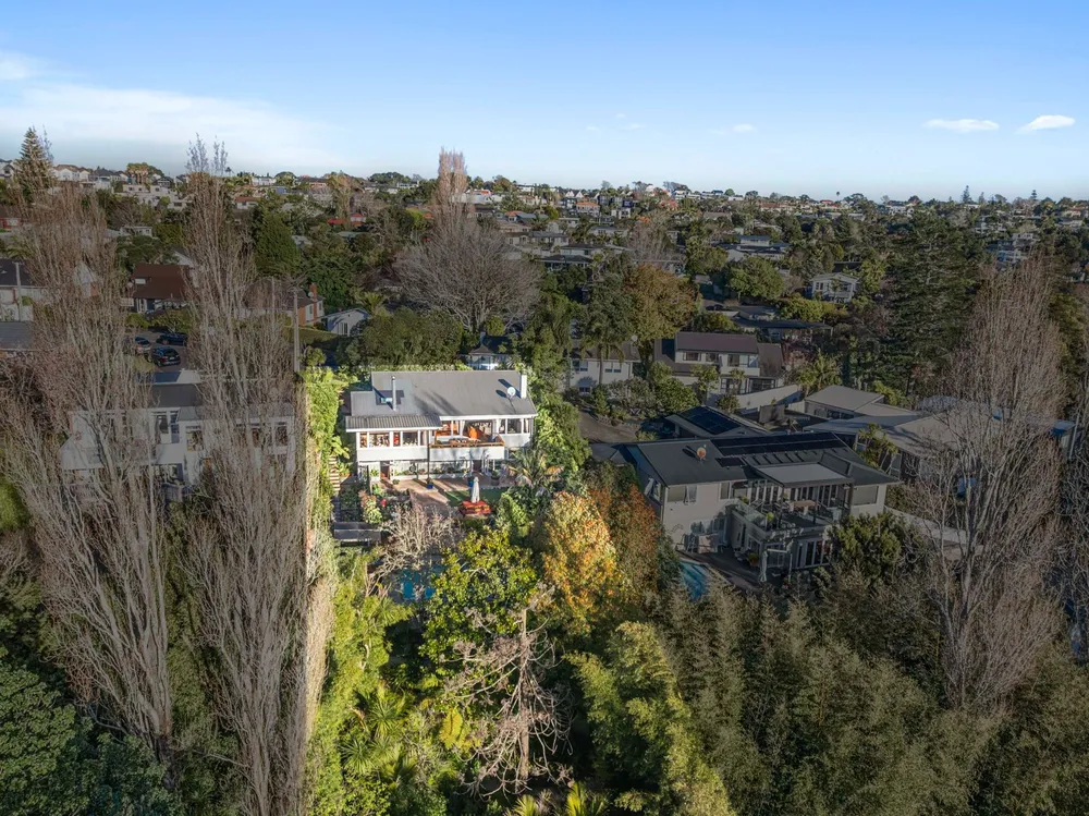 Photos of 45 Sayegh Street