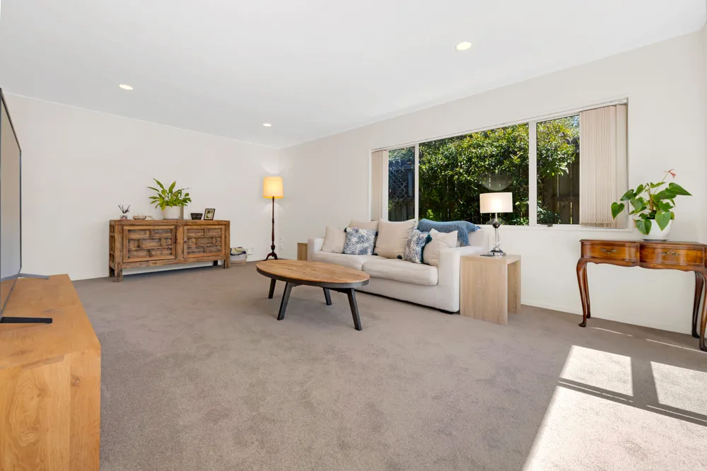 Photos of 2/248 Botany Road