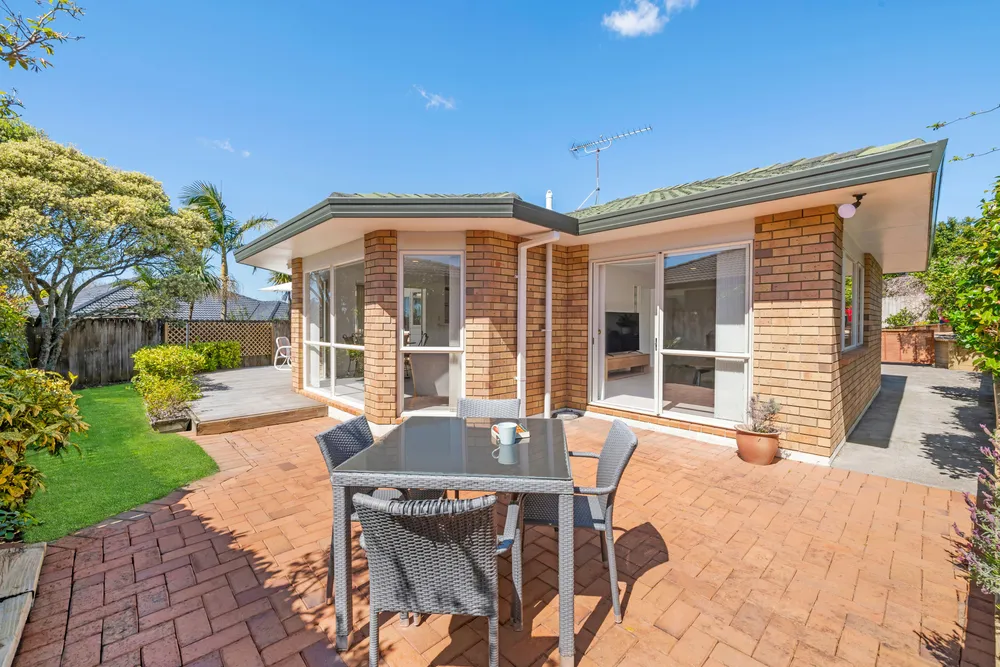 Photos of 2/248 Botany Road