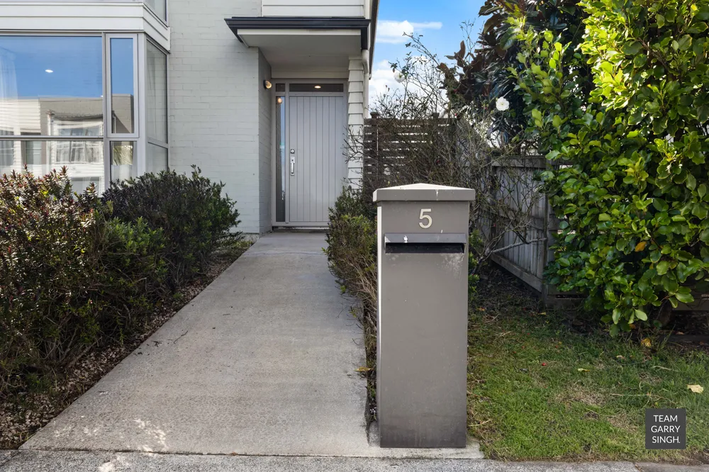 Photos of 5 Hakaro Way