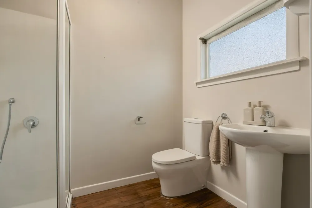 Photos of 6 Strowan Avenue