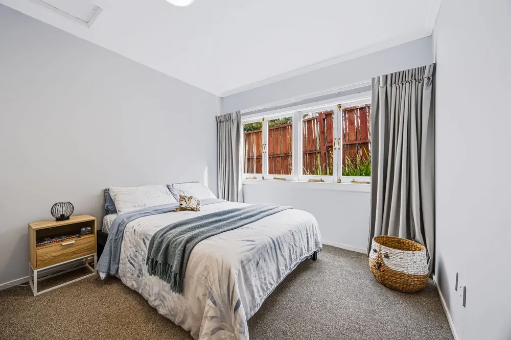 Photos of 16A Auld Street