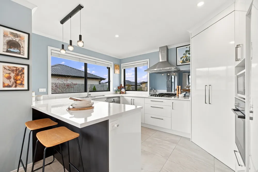 Photos of 10 Dahlia Drive
