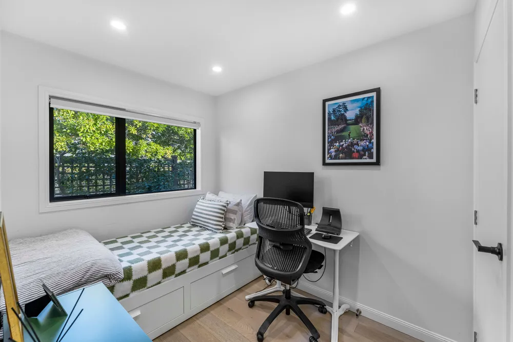 Photos of 11C Hamilton Road