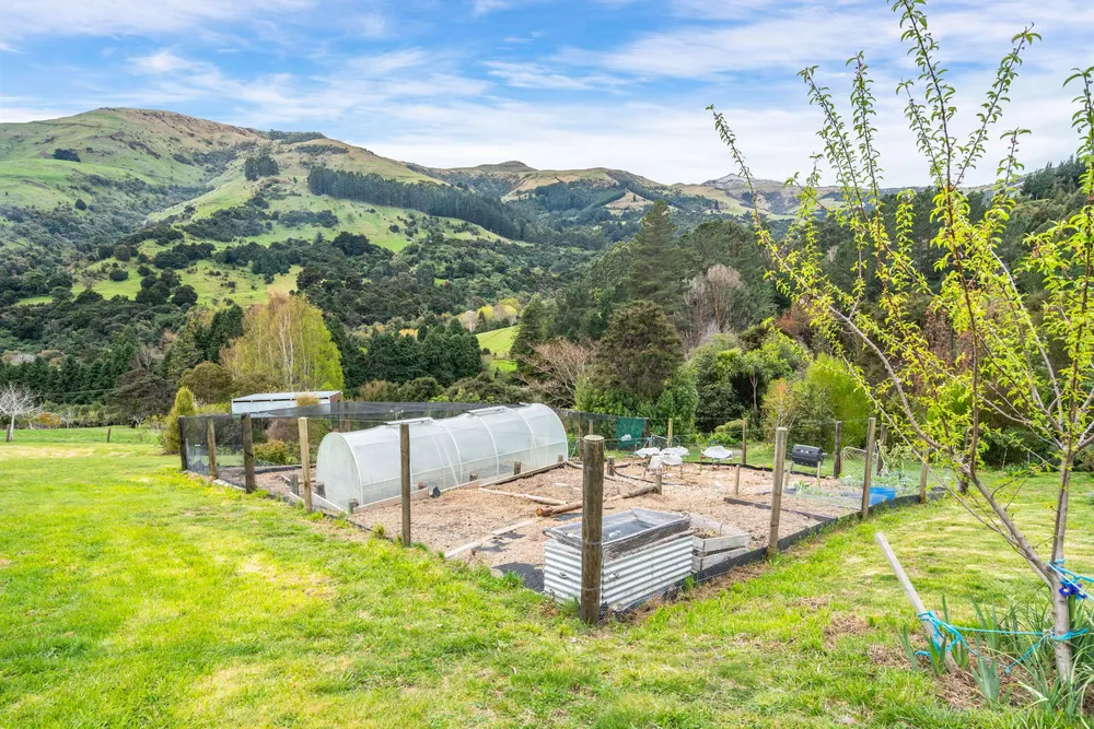 Photos of 24 Reynolds Valley Road