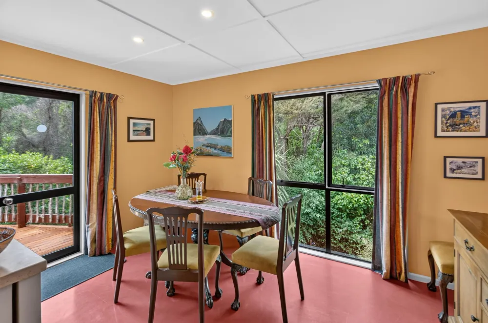 Photos of 24 Reynolds Valley Road