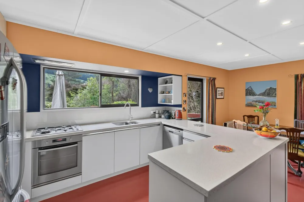 Photos of 24 Reynolds Valley Road
