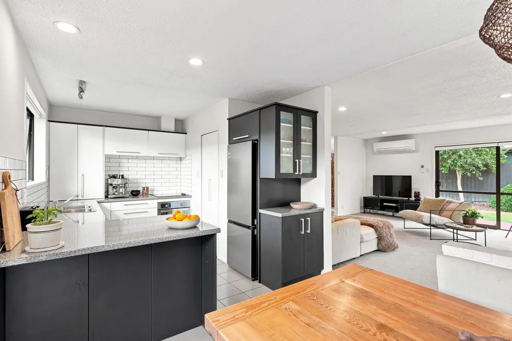 Photos of 72 Sarabande Avenue