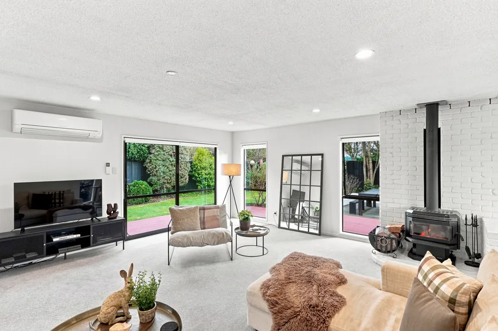 Photos of 72 Sarabande Avenue