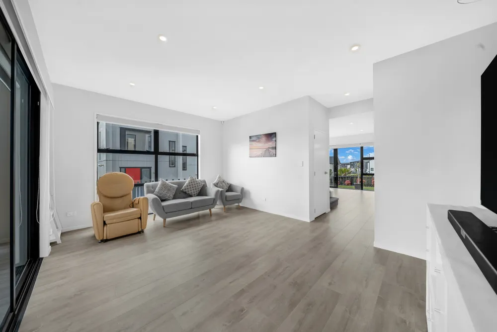 Photos of 22 Tihema Lane