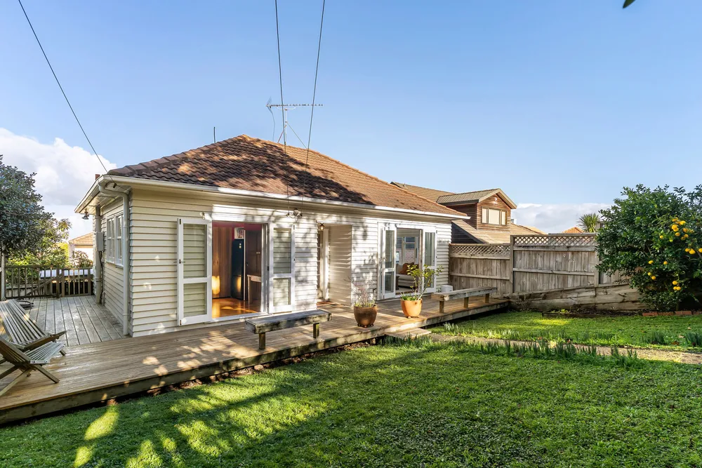 Photos of 51 Raurenga Avenue
