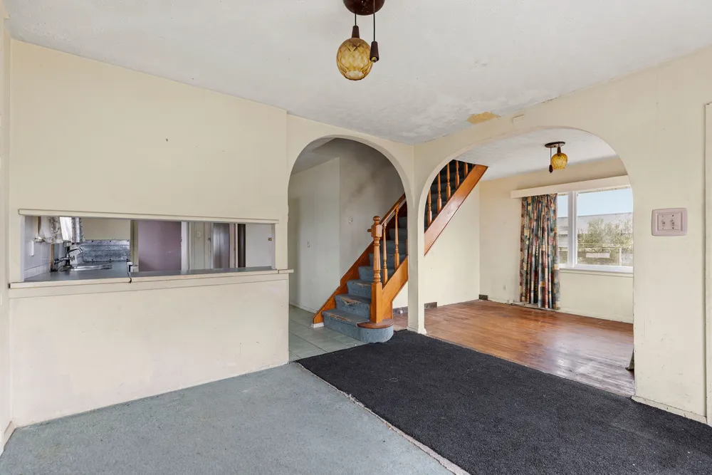 Photos of 15 Rowan Avenue
