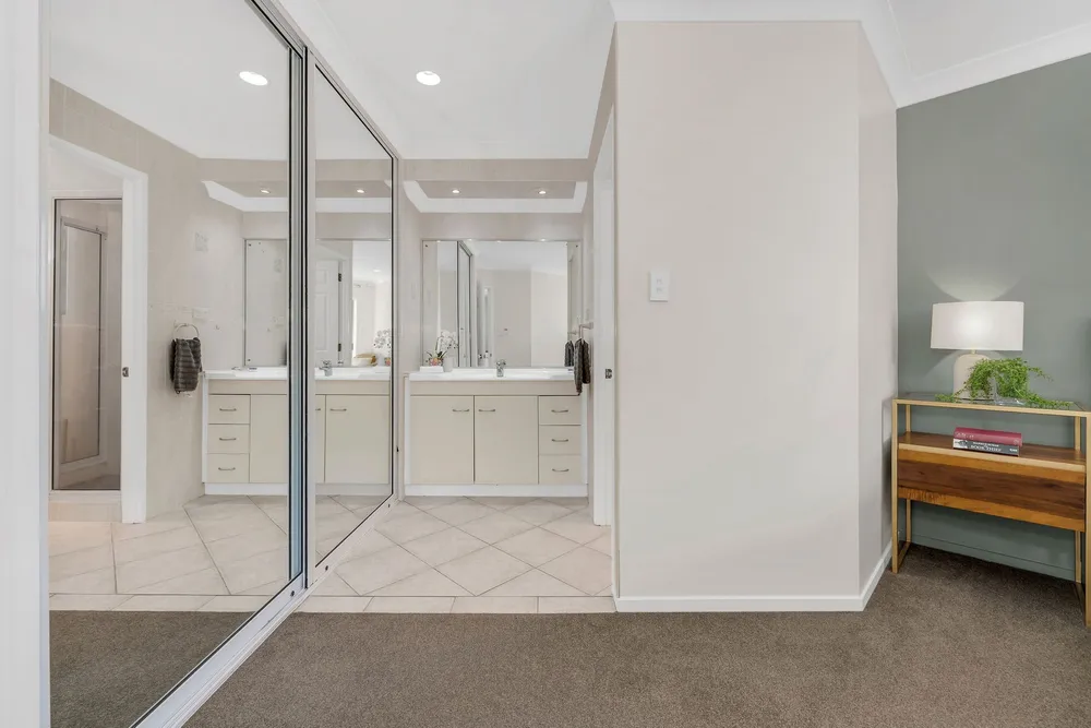 Photos of 37 Orangewood Drive