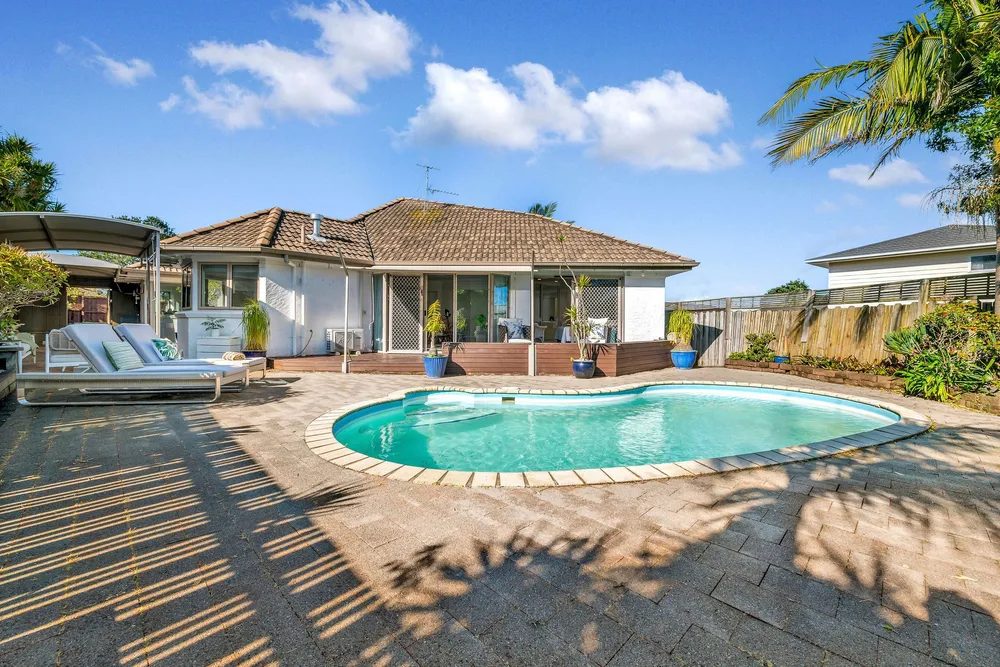 Photos of 37 Orangewood Drive