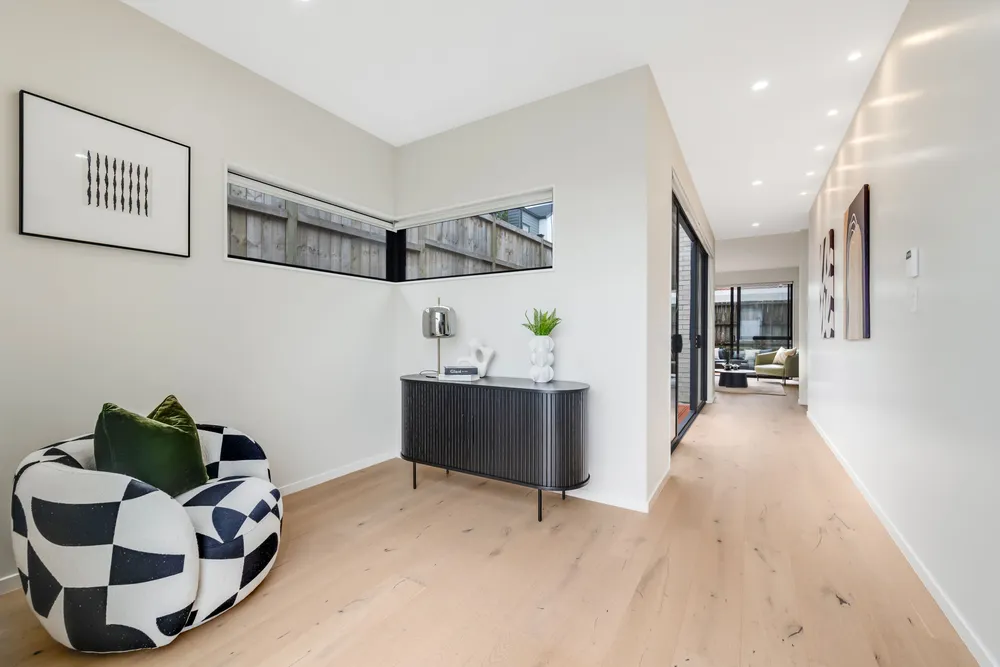 Photos of 11B Matterhorn Crescent