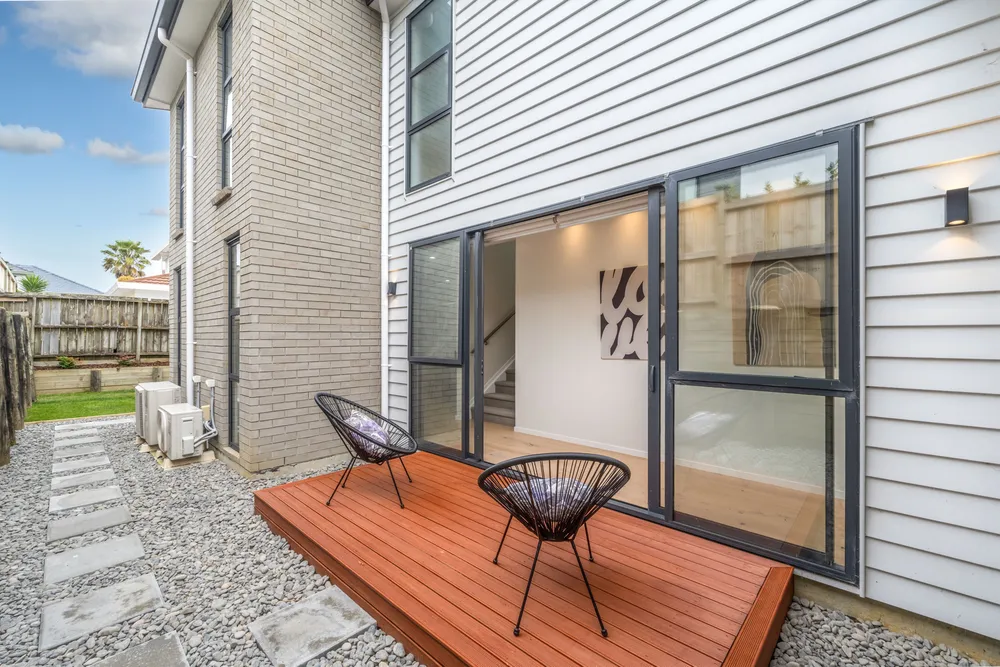 Photos of 11B Matterhorn Crescent