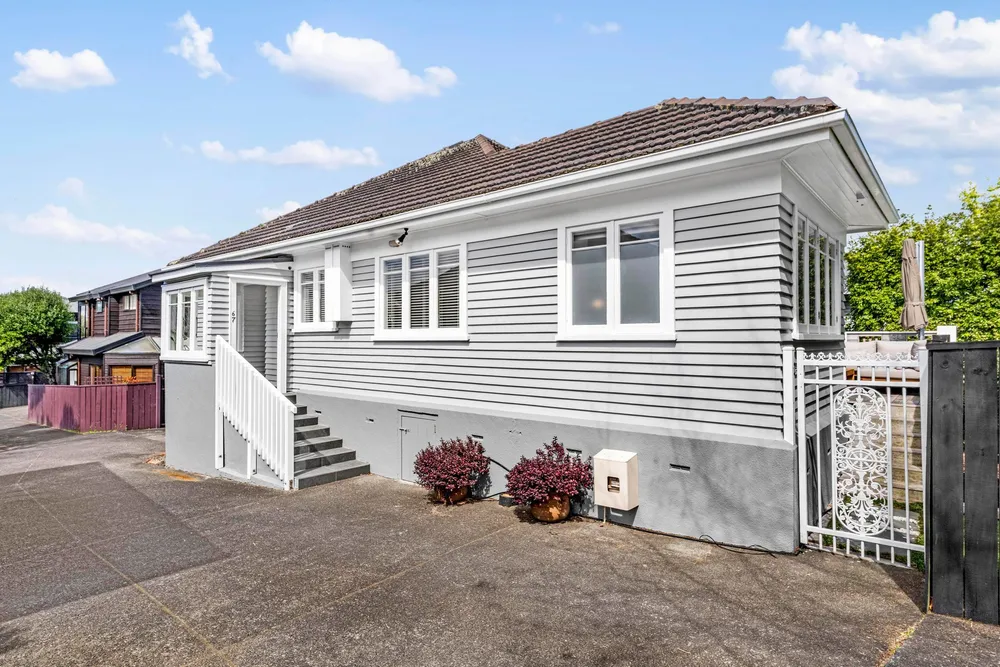 Photos of 67 St Johns Road