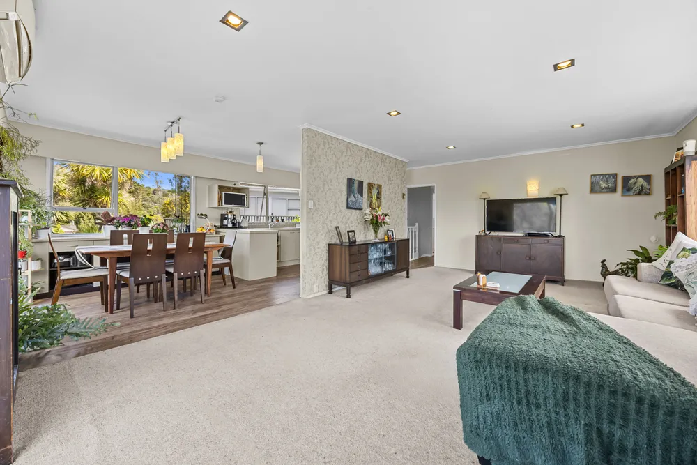 Photos of 42 Shetland Street