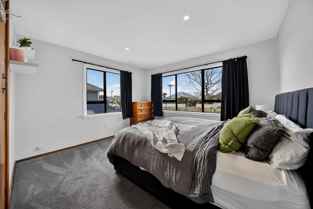 Photos of 25 Olivine Street