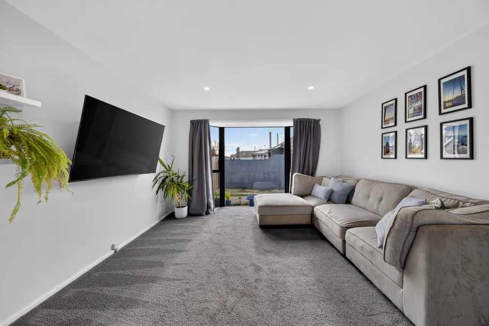 Photos of 25 Olivine Street