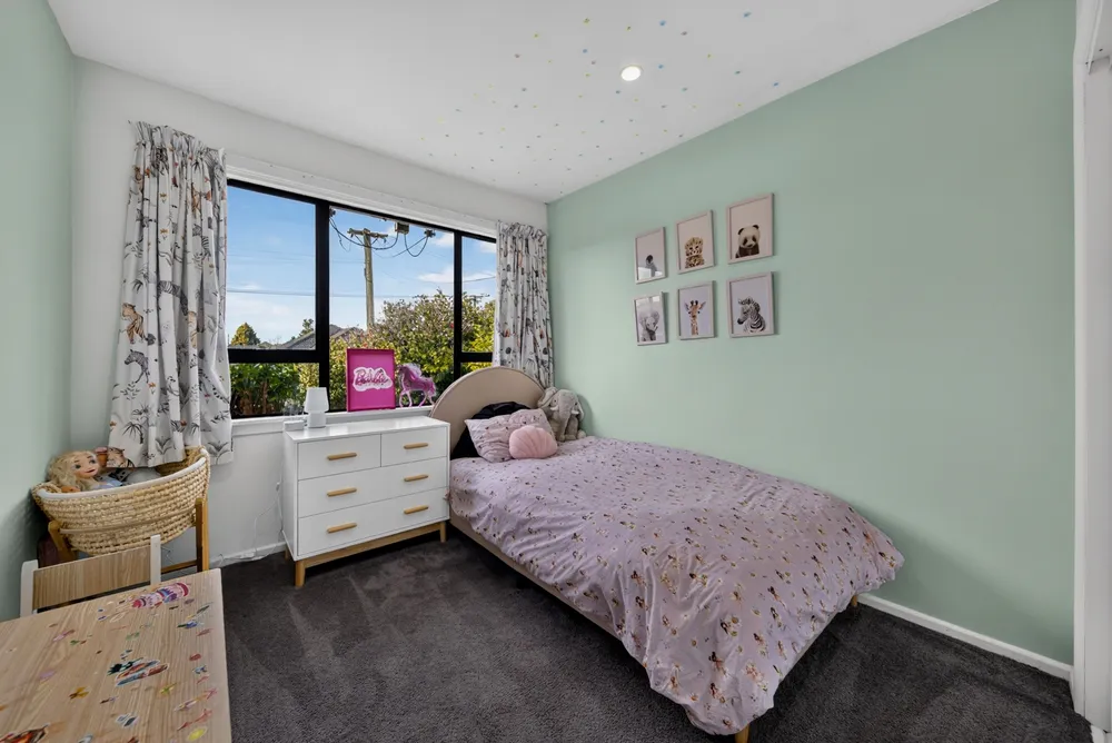 Photos of 25 Olivine Street